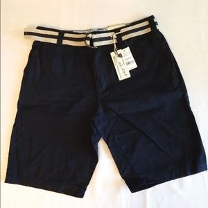 Men’s navy shorts with belt